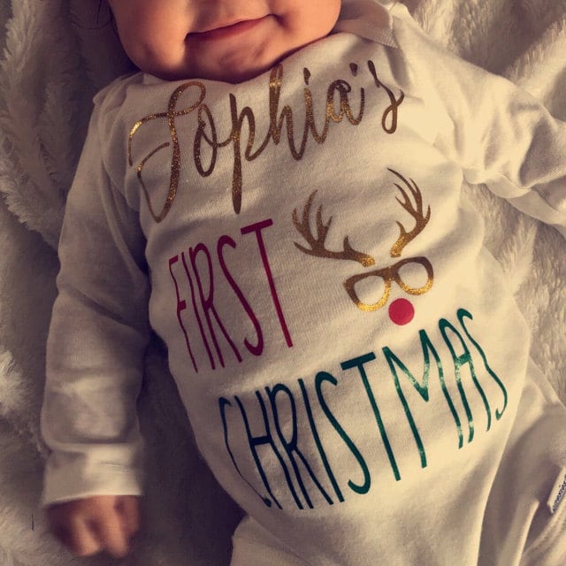 Personalisiertes Erstes Weihnachten Aufbügeln Aufkleber 14, 5 X 6 cm von vinylexpress