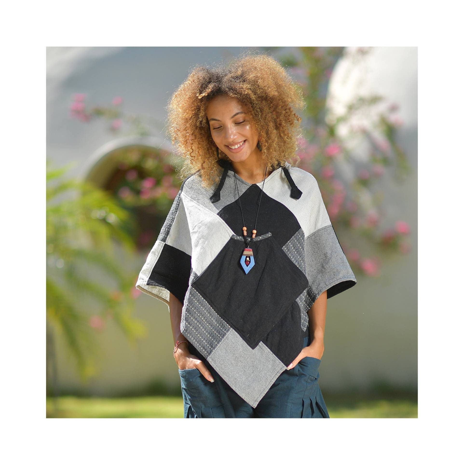 Virblatt Baja Damen Poncho Hippie Mexican Festival Cape Sommer Ethno Goa Mantel Patchwork Chai Dee Schwarz von virblatt