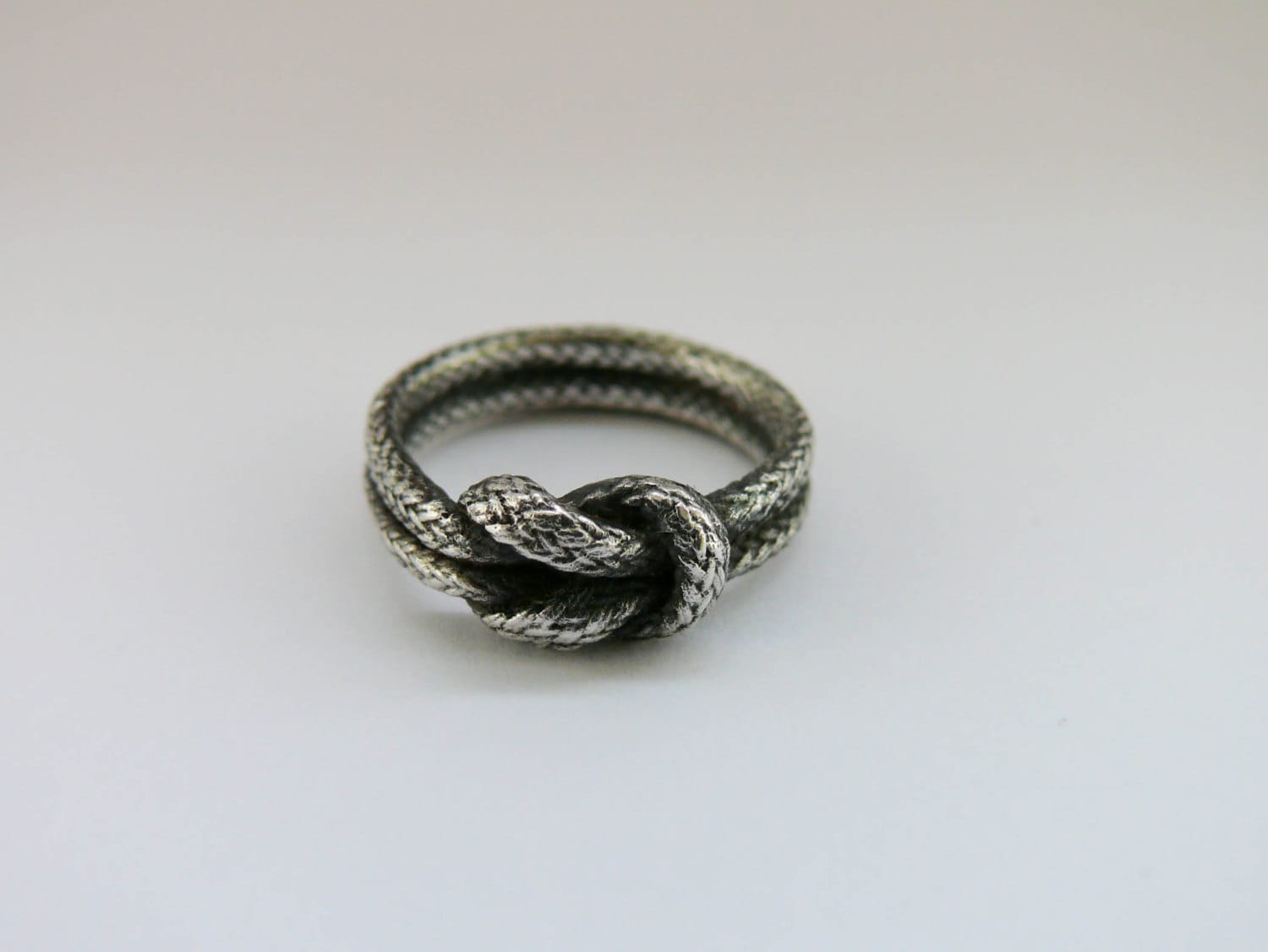 Seilring, Kreuzknoten, Silber Geschwärzt von vivianmeller