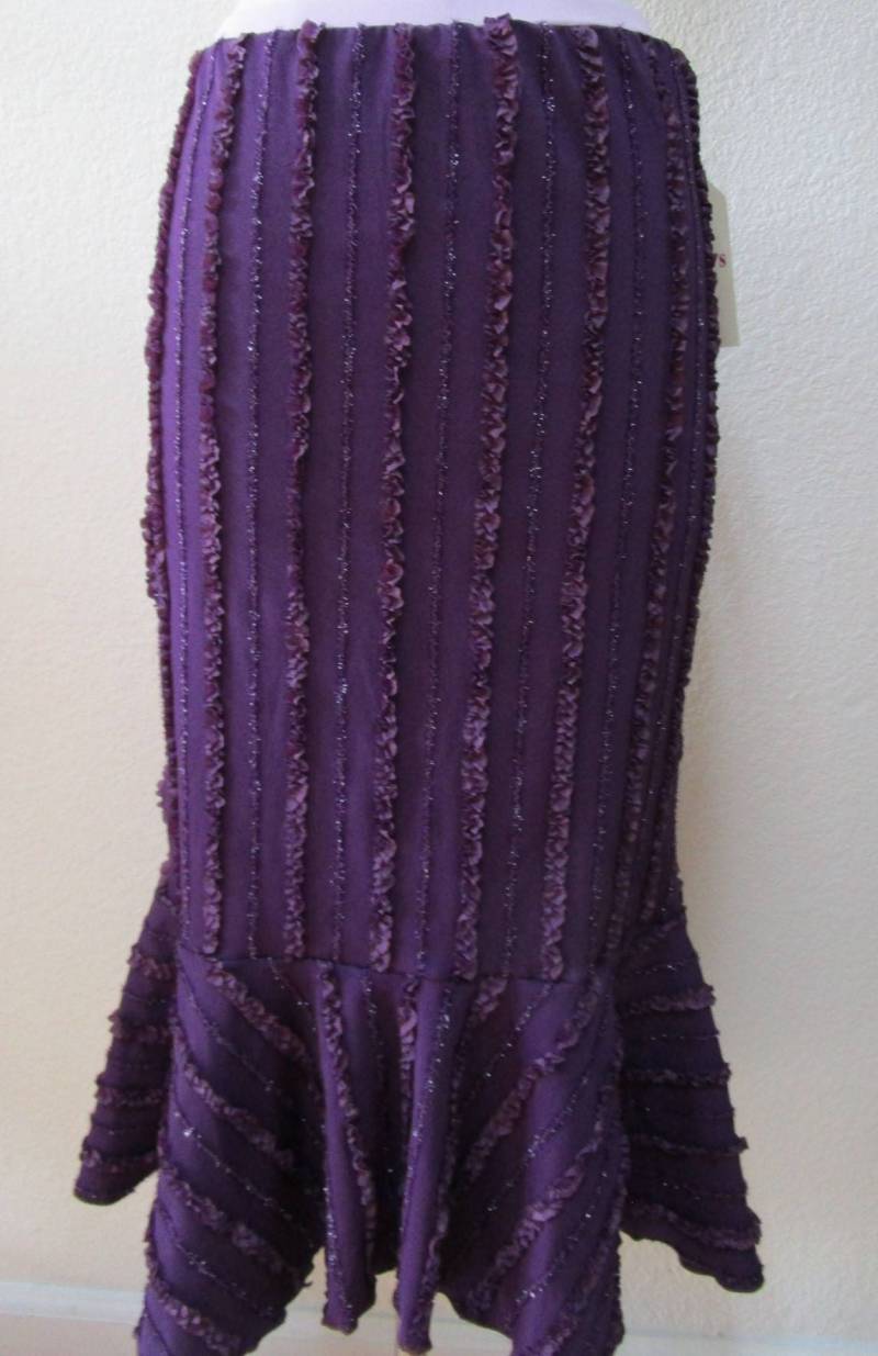 Lila Farbe Lange Länge Rock Oder Rohr Kleid Für Optional Mit Gekräuselten Kanten Dekorative Plus Aus Usa | V72 Zu Tragen Lila Farbe Lange Länge Rock Oder Rohr Kleid Für Optional Mit Gekräuselten Kanten Dekorative Plus Aus Usa | V72 Zu Tragen von vivonsdesign