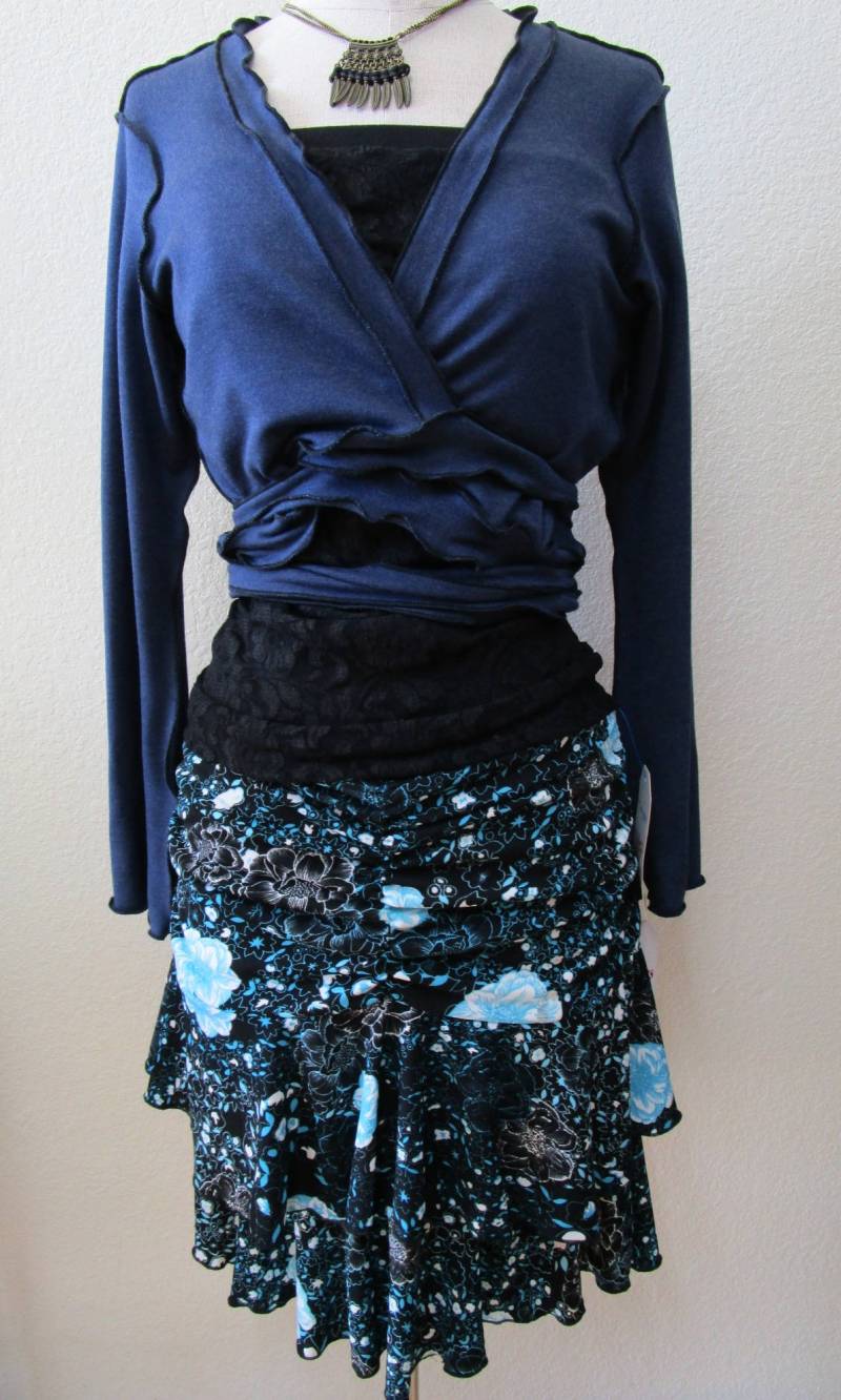 Mixfarbe Mit Gemusterten Design Knielanger Rock Plus Made in Usa | V38 von vivonsdesign