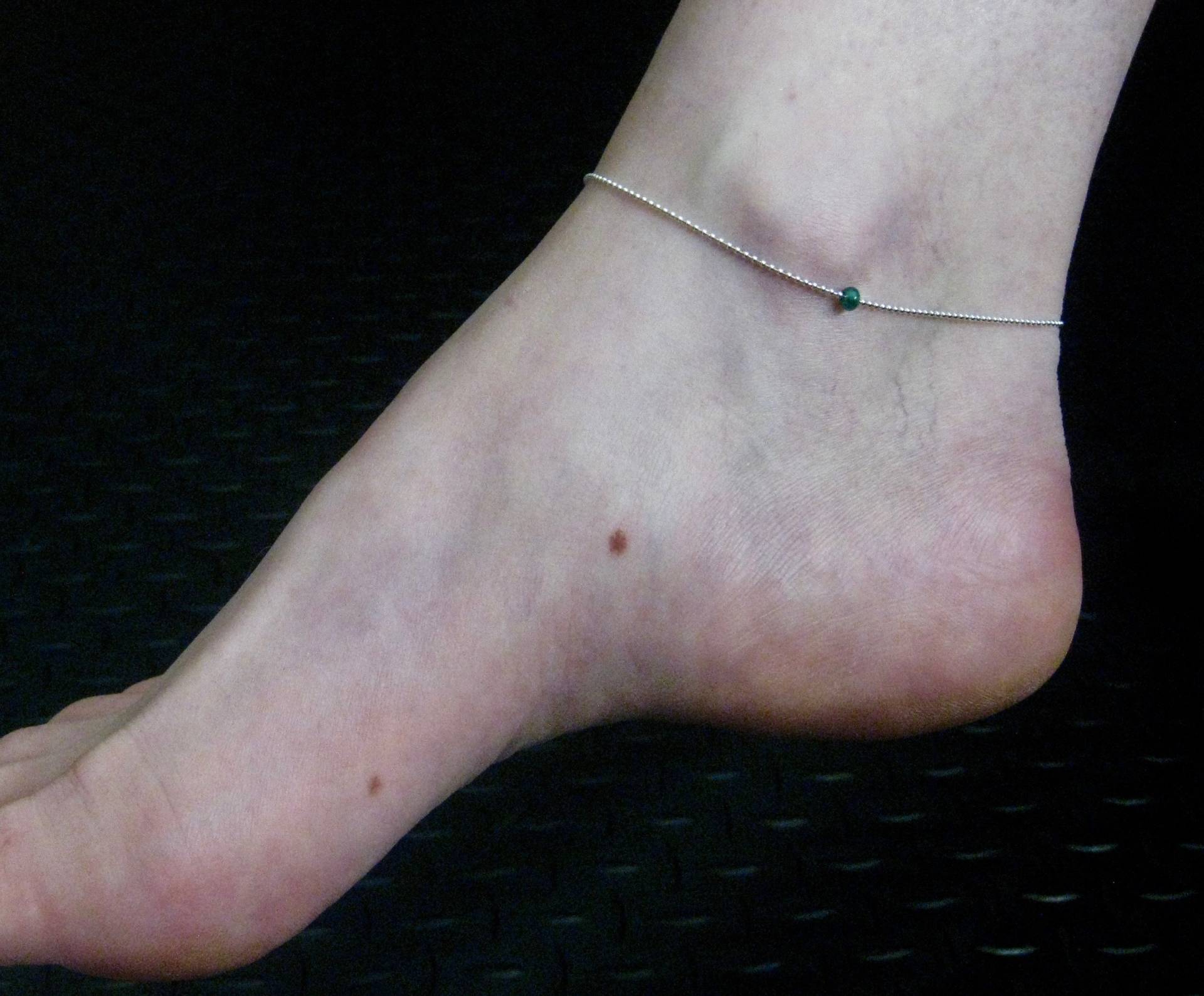 Anklet Sterling Silber Kugel Kette Emerald Perle Perfektes Geschenk Bff Schwester Kollegen Brautjungfern Mai Birthstone von vixjewellery