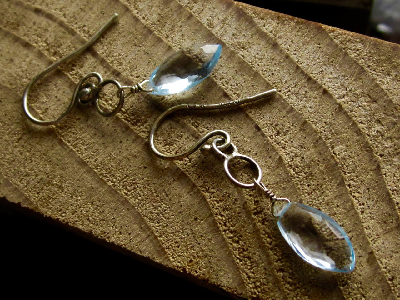 November Geburtsstein Himmel Blau Topas Handgefertigte Sterling Silber Lange Ohrringe Marquise Edelstein Für Frauen von vixjewellery