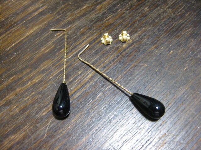 Solide 10K Gelbgold Schwarz Onyx Teardrop Perle Cocktail Ohrringe Ooak von vixjewellery