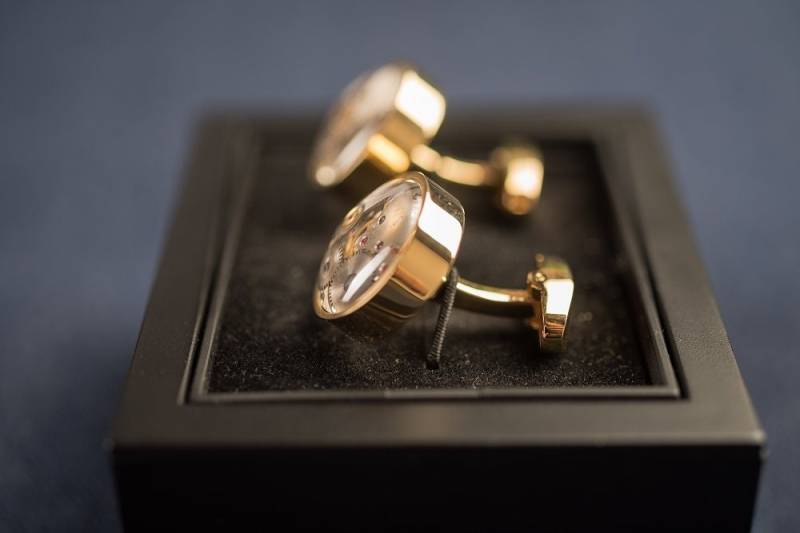 Uhrwerke Manschettenknopf Gold Farbe Rahmen Mit Glaslinsen, Steampunk Hand Gemacht, Retro Manschettenknöpfe, Rote Manschettenknöpfe von volfwood