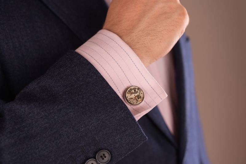 Uhrwerke Manschettenknopf Silber Farbe Rahmen, Steampunk Handgemachte Retro Uhr, Zaria Manschettenknöpfe, Großes Geschenk, Manschettenknöpfe Rote Uhr von volfwood