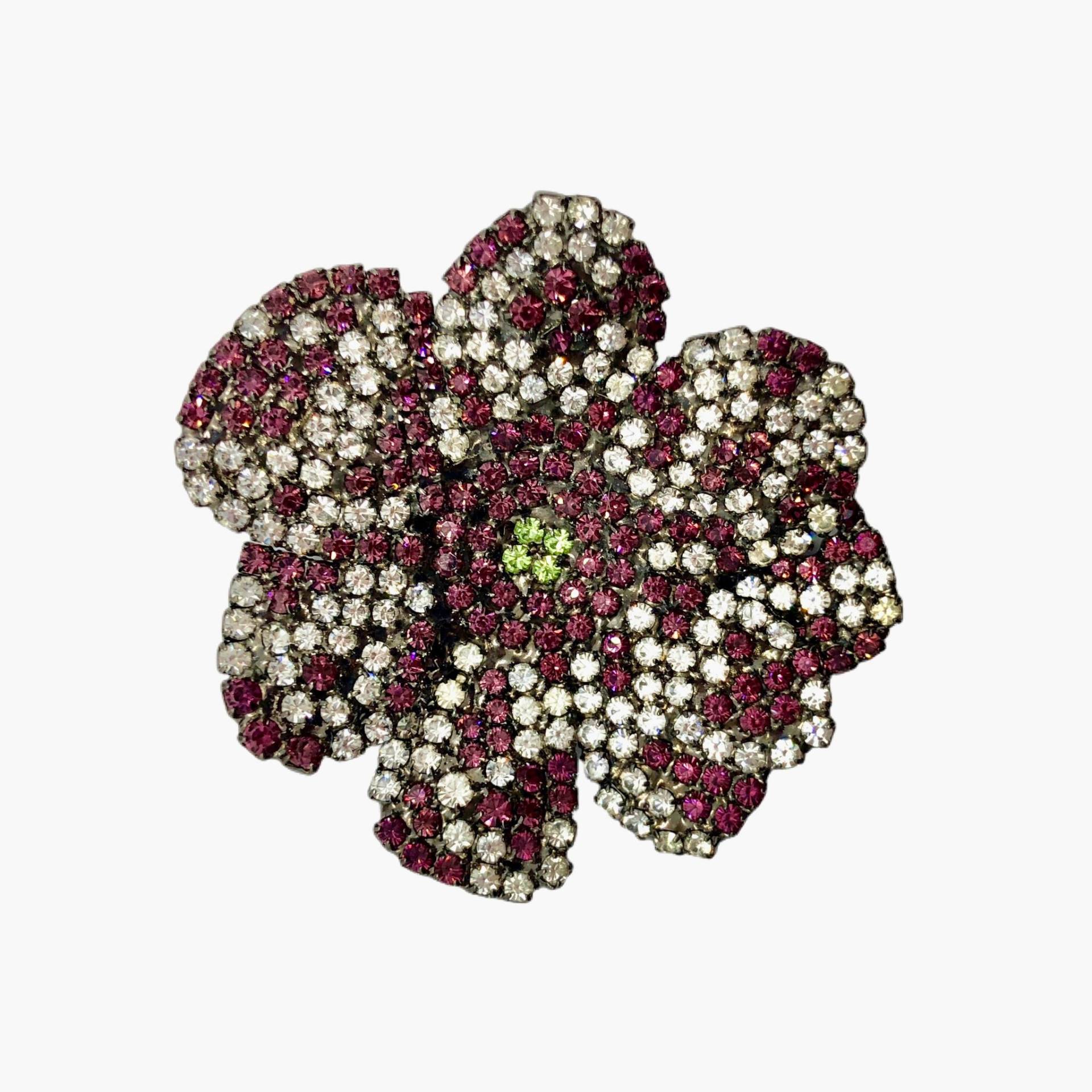 Lila Blumen Brosche -Swarovski Kristalle - Mimulus Ringens von vonWalhofJewelry