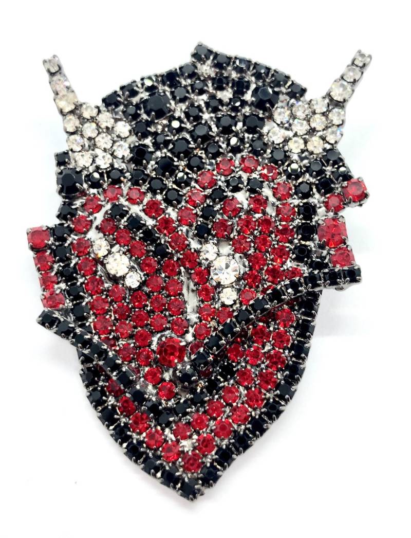 Retro Teufel Pin - Hypnotisierende Mephistopheles Brosche Kristall Strass Rockabilly von vonWalhofJewelry