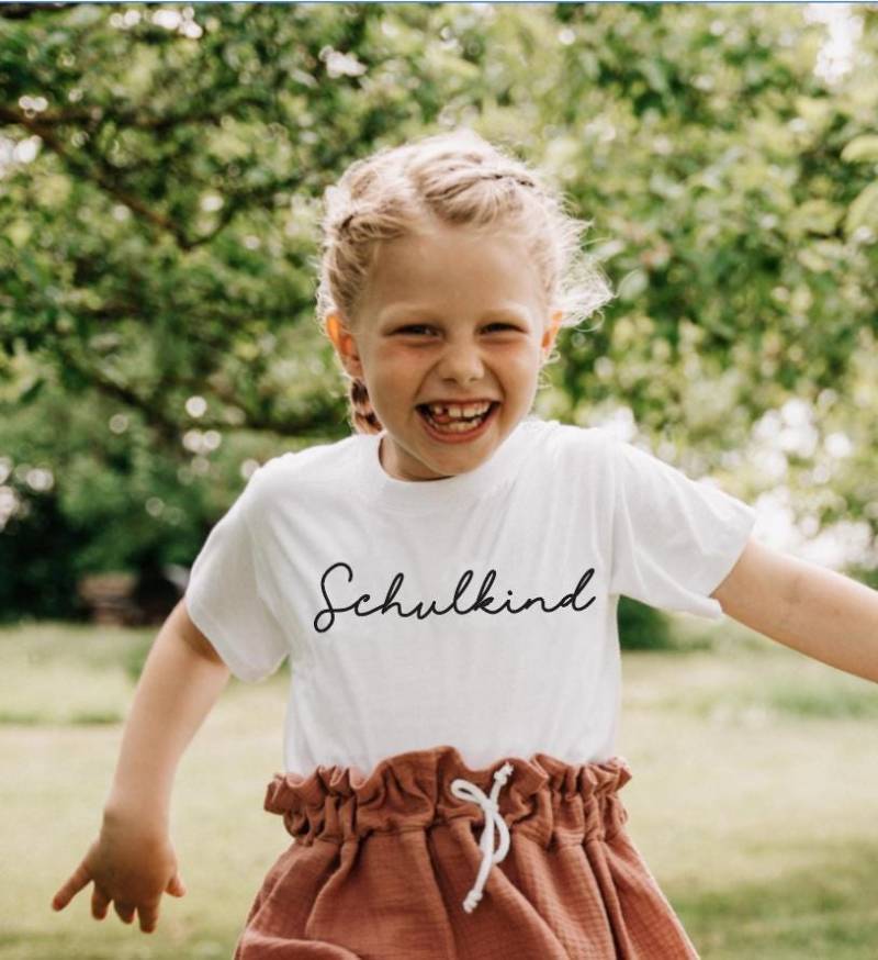 Schulkind | Erstklässler Schulanfänger T-Shirt Zur Einschulung Kinder von vonjula