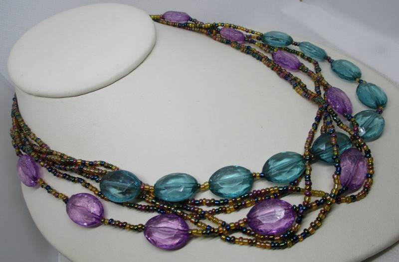 Glasperlen-Halskette 6 Strang Oval Facettierte Perlen Glasrocailles Lavendel Türkis Goldton Multi Strand Halskette von vserendipityboutique