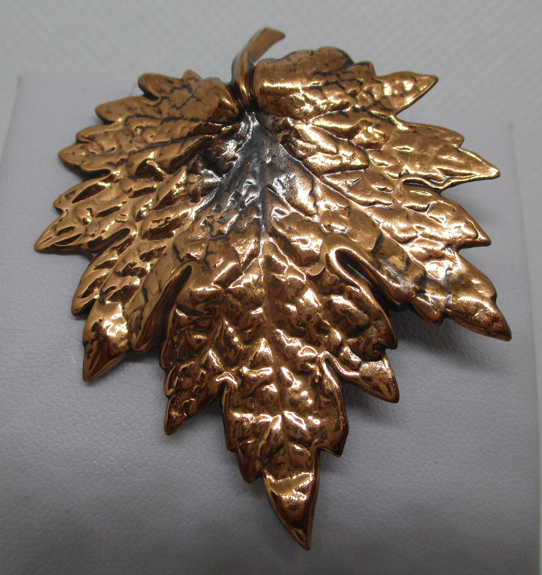 Vintage Ahornblatt Brosche Aus Kupfer Naturschmuck | 5, 5 cm von vserendipityboutique