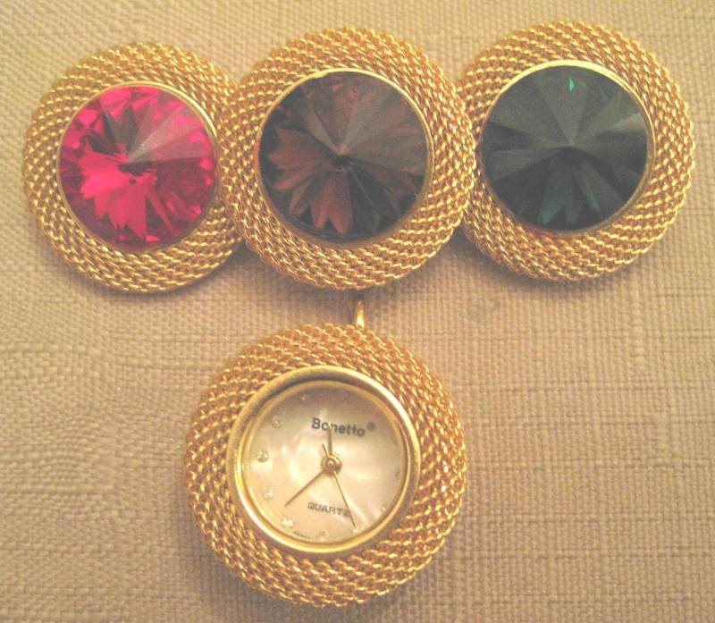 Vintage Bonetto Strass Brosche Uhr Gold Ton Mesh, Perlmutt-Gesicht Vintage Bonetto Strass Brosche Uhr Gold Ton Mesh, Perlmutt-Gesicht von vserendipityboutique