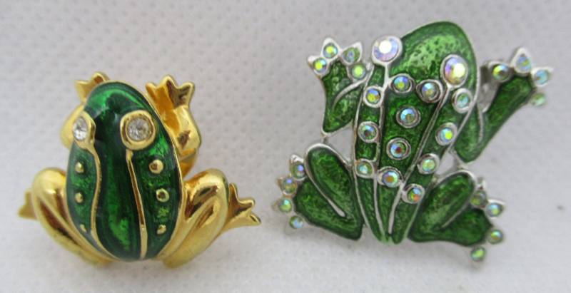 Vintage Grüner Emaille Frosch Brosche Strass Gold Ton Anstecknadel von vserendipityboutique