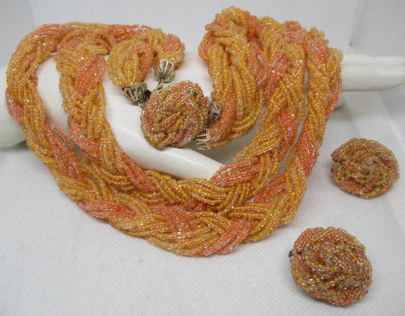 Vintage Pfirsich Samen Perlenkette & Ohrclips - Made in Japan von vserendipityboutique