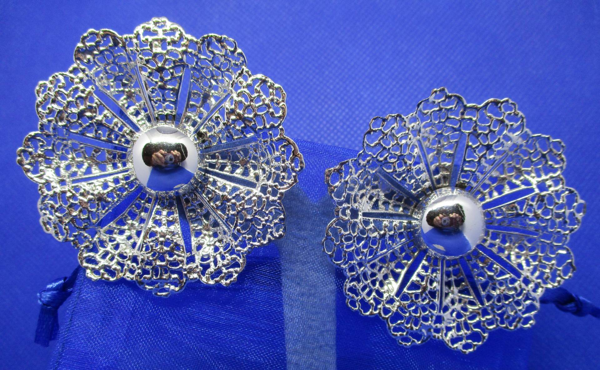 Vintage Sarah Coventry Blumen Ohrclips Silberfarben Filigran von vserendipityboutique