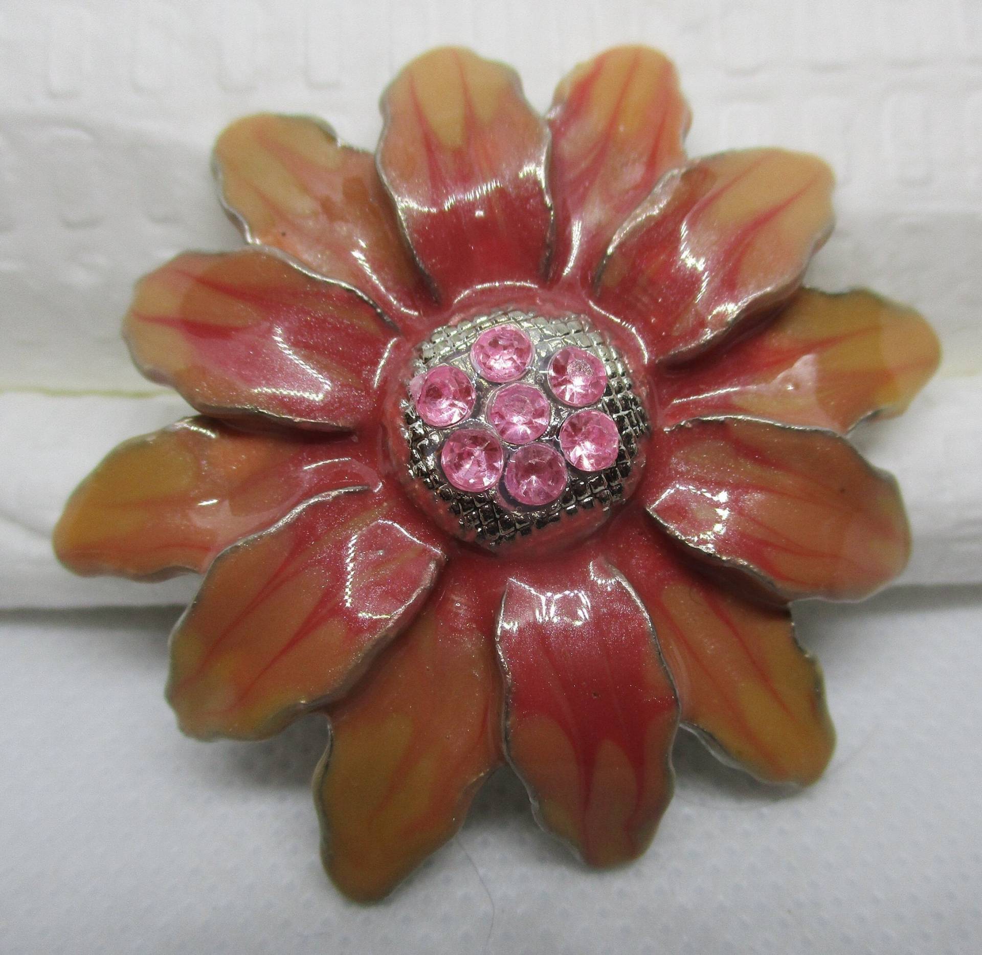 Vintage Strass Blumen Brosche Anhänger Rose, Emaille, Silberfarben von vserendipityboutique