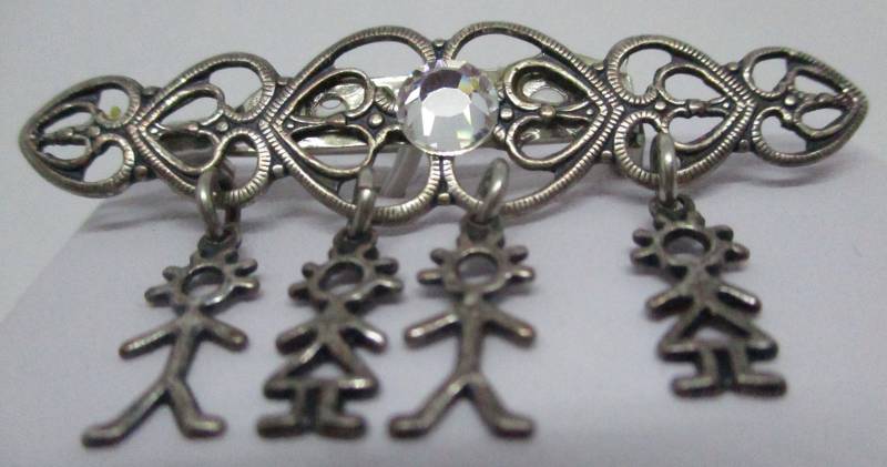 Vintage Strass Familie Brosche Antik Messing Ton Anhänger von vserendipityboutique