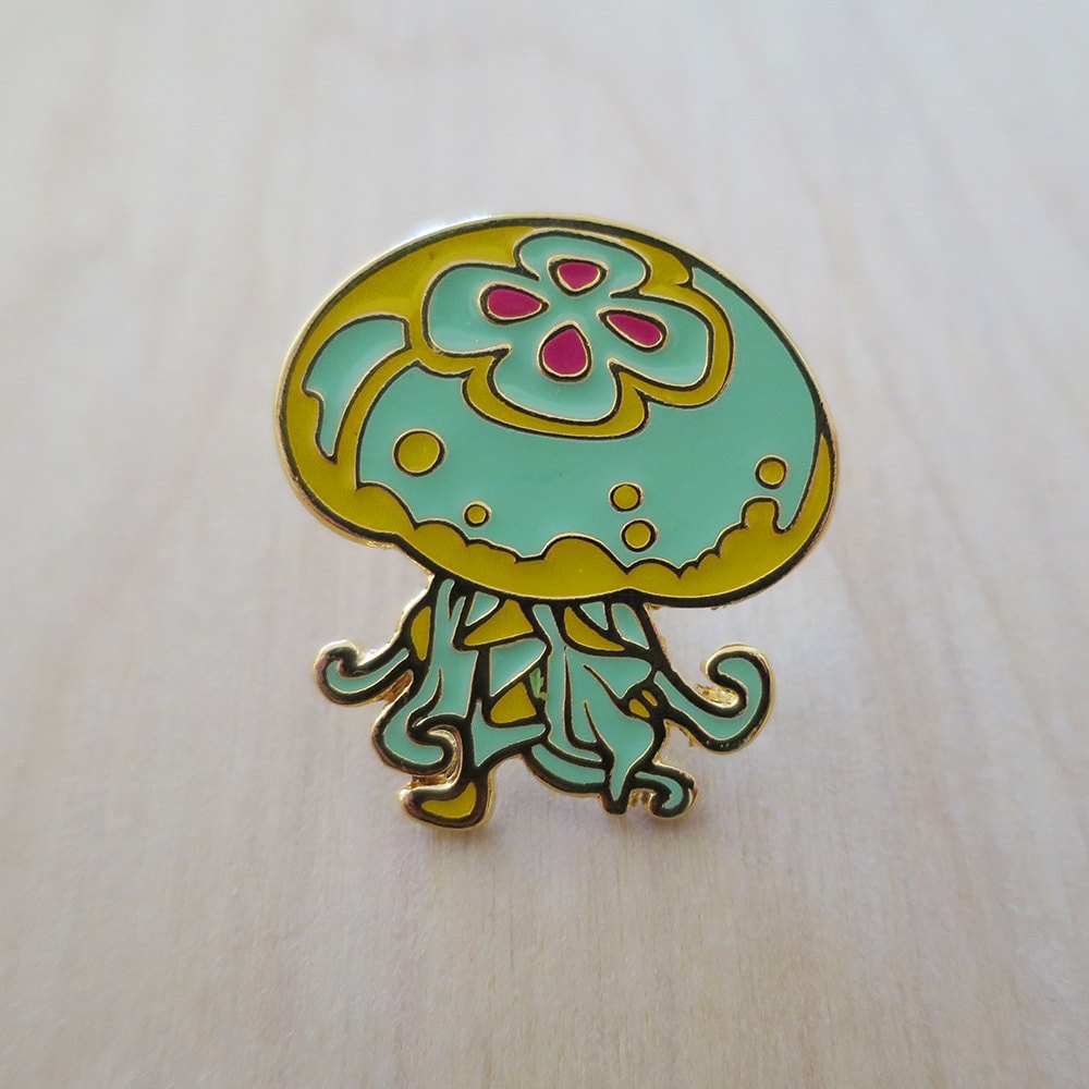 Aquatic - J Wie Qualle Enamel Pin Aquatic - J Wie Qualle Enamel Pin von vuduberi