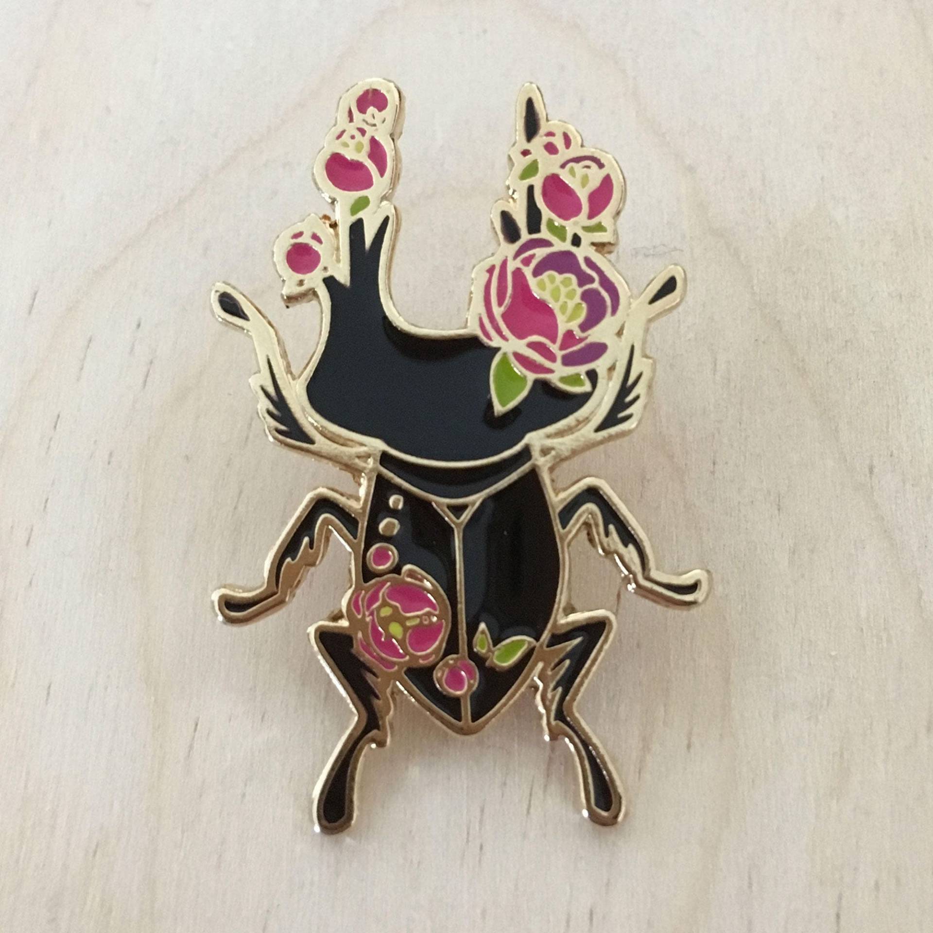 Insekt - Blume Hirschkäfer | Burgunder Emaille Pin Insekt - Blume Hirschkäfer | Burgunder Emaille Pin von vuduberi