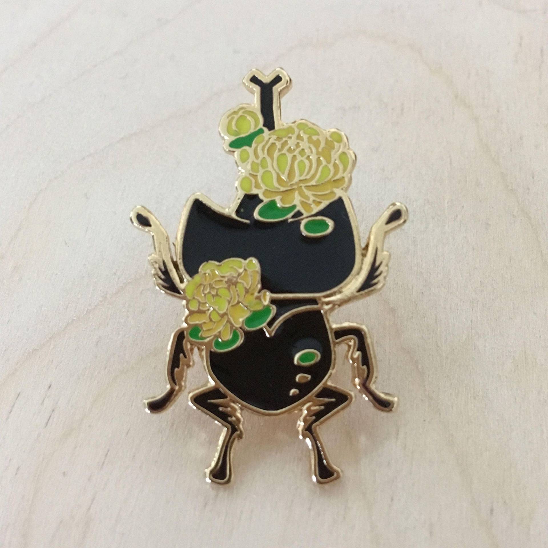 Insekt - Blume Nashornkäfer | Gelb Emaille Pin Insekt - Blume Nashornkäfer | Gelb Emaille Pin von vuduberi
