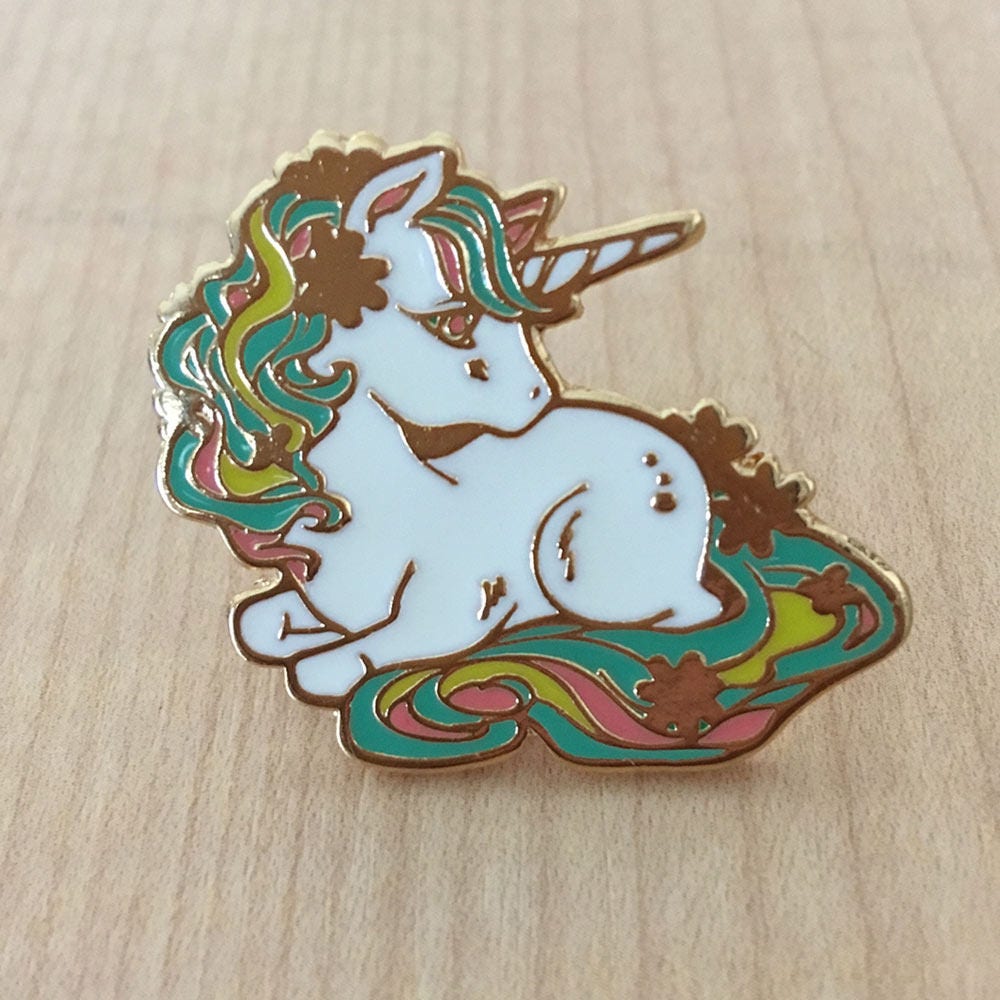 Regenbogen Einhorn - Emaille Pin Regenbogen Einhorn - Emaille Pin von vuduberi