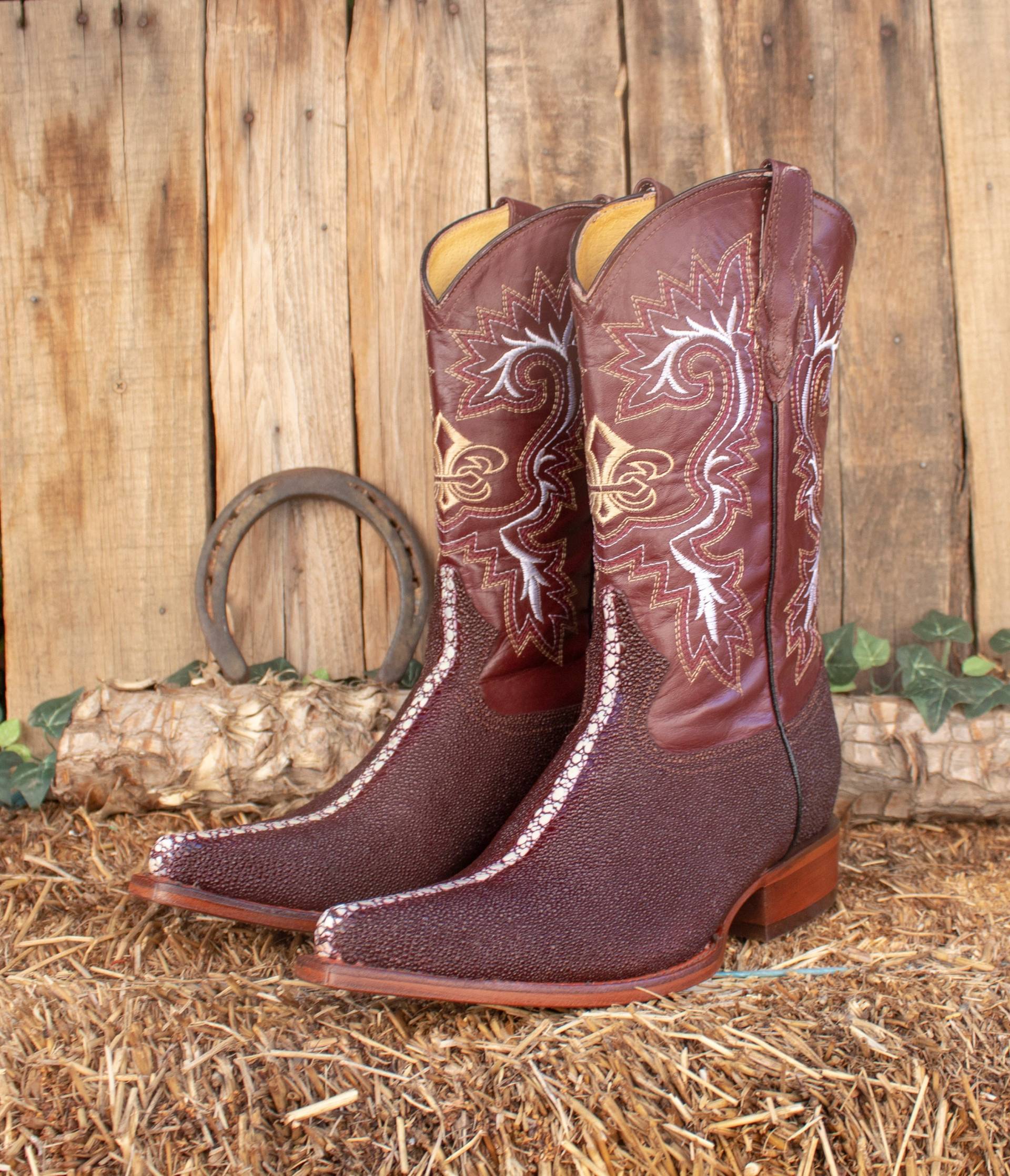 Herren Burgundy Faux Mantaray Leder Spitze Zehe Cowboy Western Rodeo Stiefel Mantarraya Botas von vvmexico
