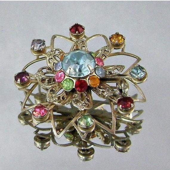 Bunten Strass-Brosche. Blau Rosa Rot Grün Strass Schneeflocke Pin. Waalaa Bunten Strass-Brosche. Blau Rosa Rot Grün Strass Schneeflocke Pin. Waalaa von waalaa