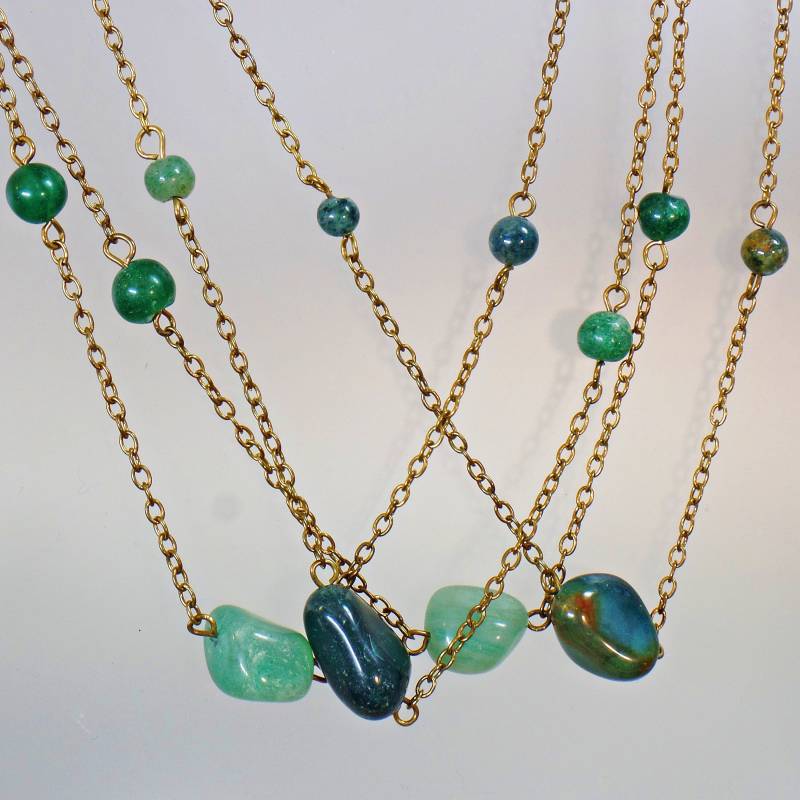 Jade Halskette. Vintage 70Er Jahre Jade Grüne Nugget Schmuck Für Frauen. Halsketten Waalaa Jade Halskette. Vintage 70Er Jahre Jade Grüne Nugget Schmuck Für Frauen. Halsketten Waalaa von waalaa