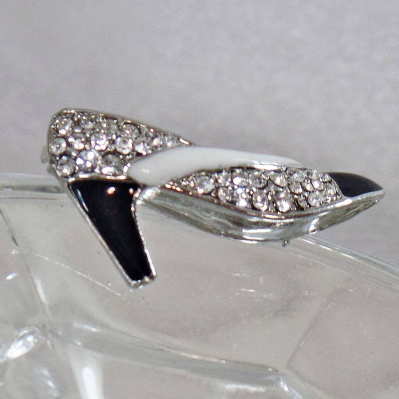 Schuh-Brosche. Strass-Brosche. Vintage Brosche. Schwarz Weiß Pin. Emaille-Pin. Schmuck Für Frauen. Broschen Vintage-Schuh-Pin. Waalaa von waalaa