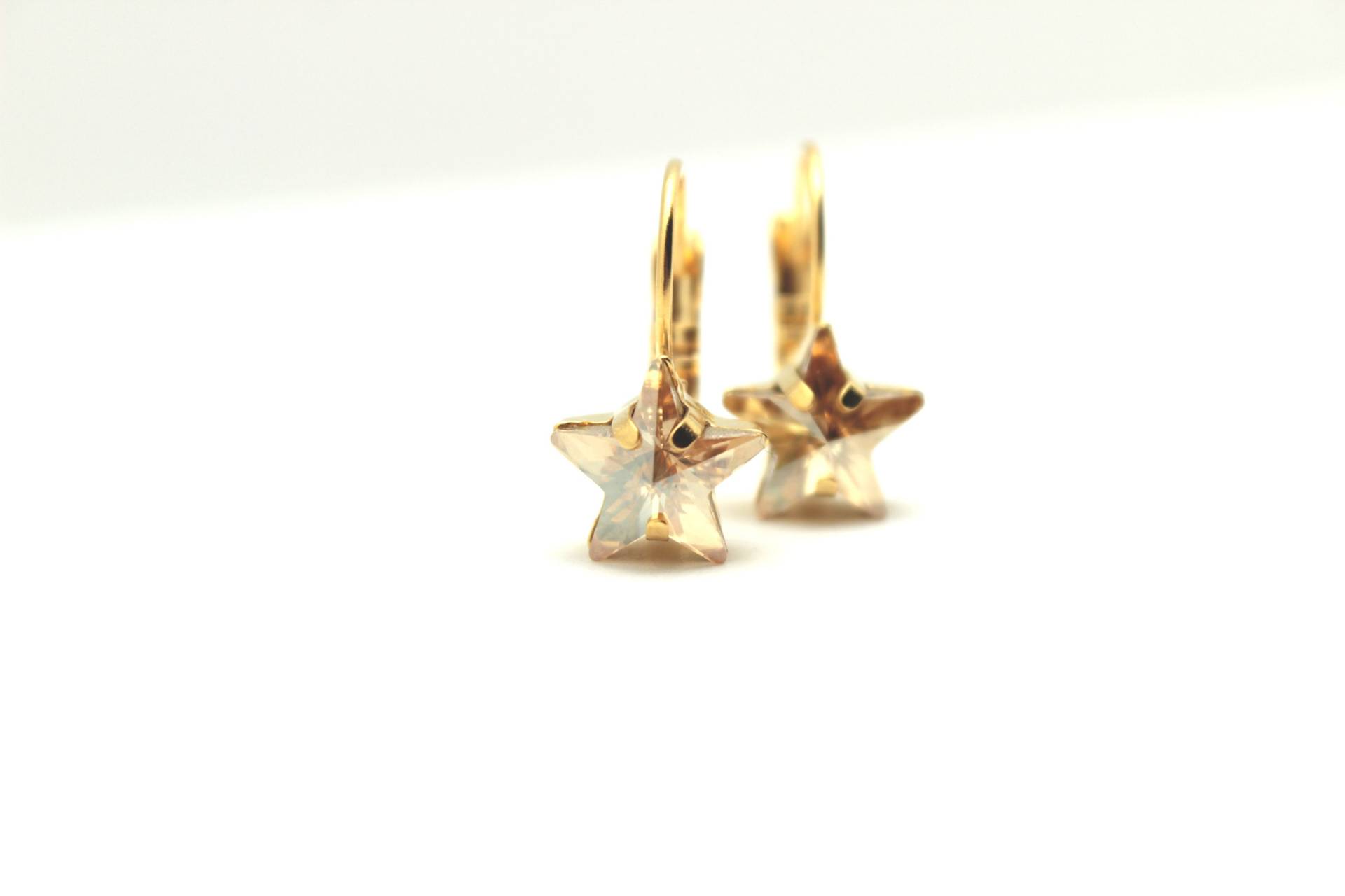 Crystal Star Drop Ohrringe Funkelnde Rose Gold Silber Schwarz Blau Regenbogen Ab Metallic Swarovski Pastell Brisur Celestil Sternenhimmel von walkonthemoon