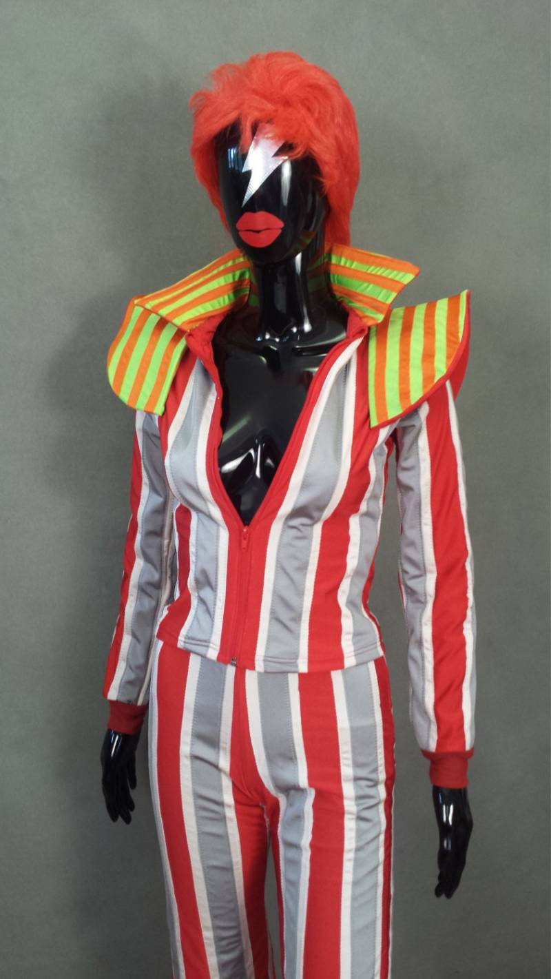 Handgefertigtes David Bowie Ziggy Stardust Kostüm Gestreifter Lycra-Anzug von wandacobarcostumes