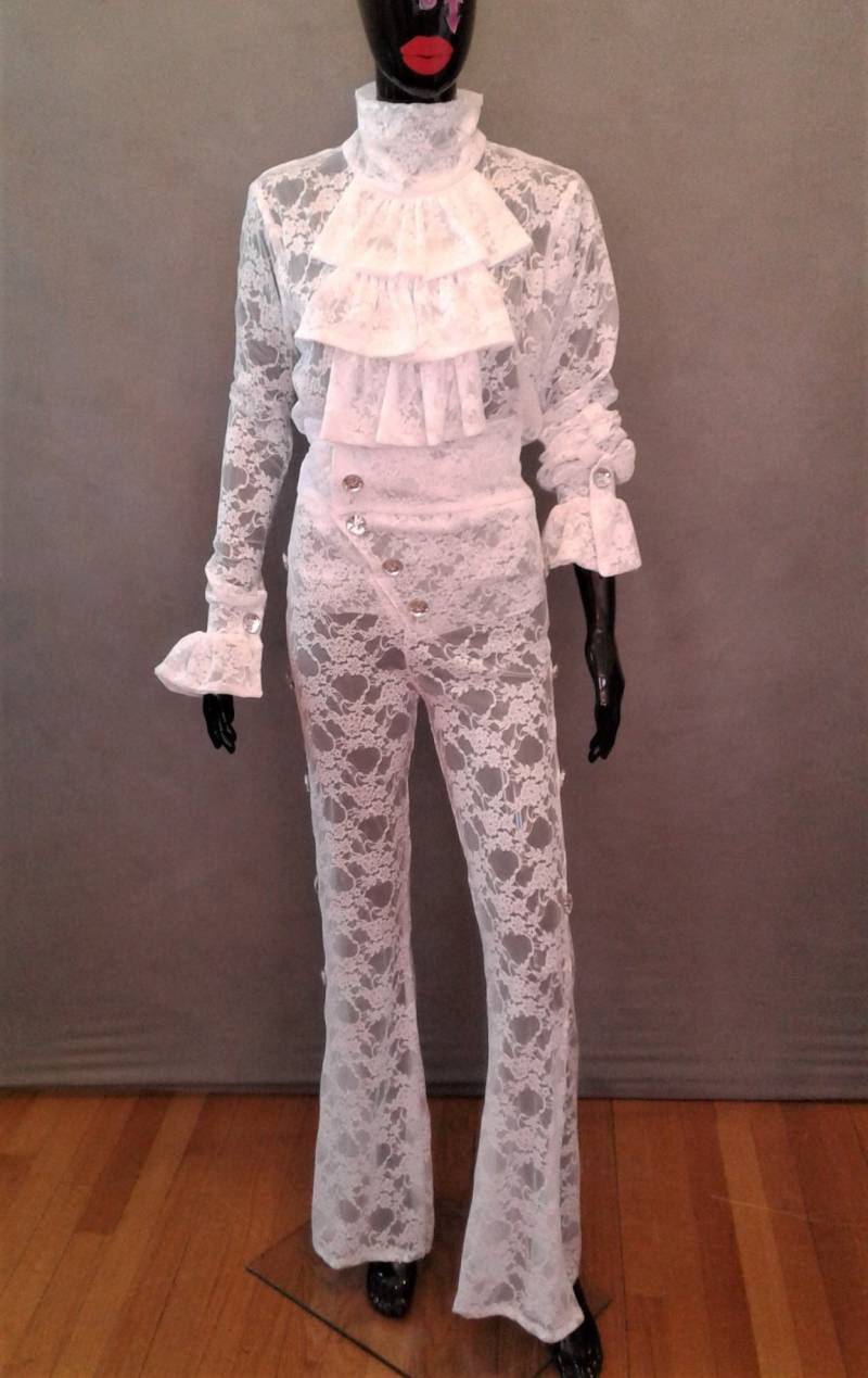 Made To Order Alle Weißen Spitze Kostüm Für Frauen von wandacobarcostumes