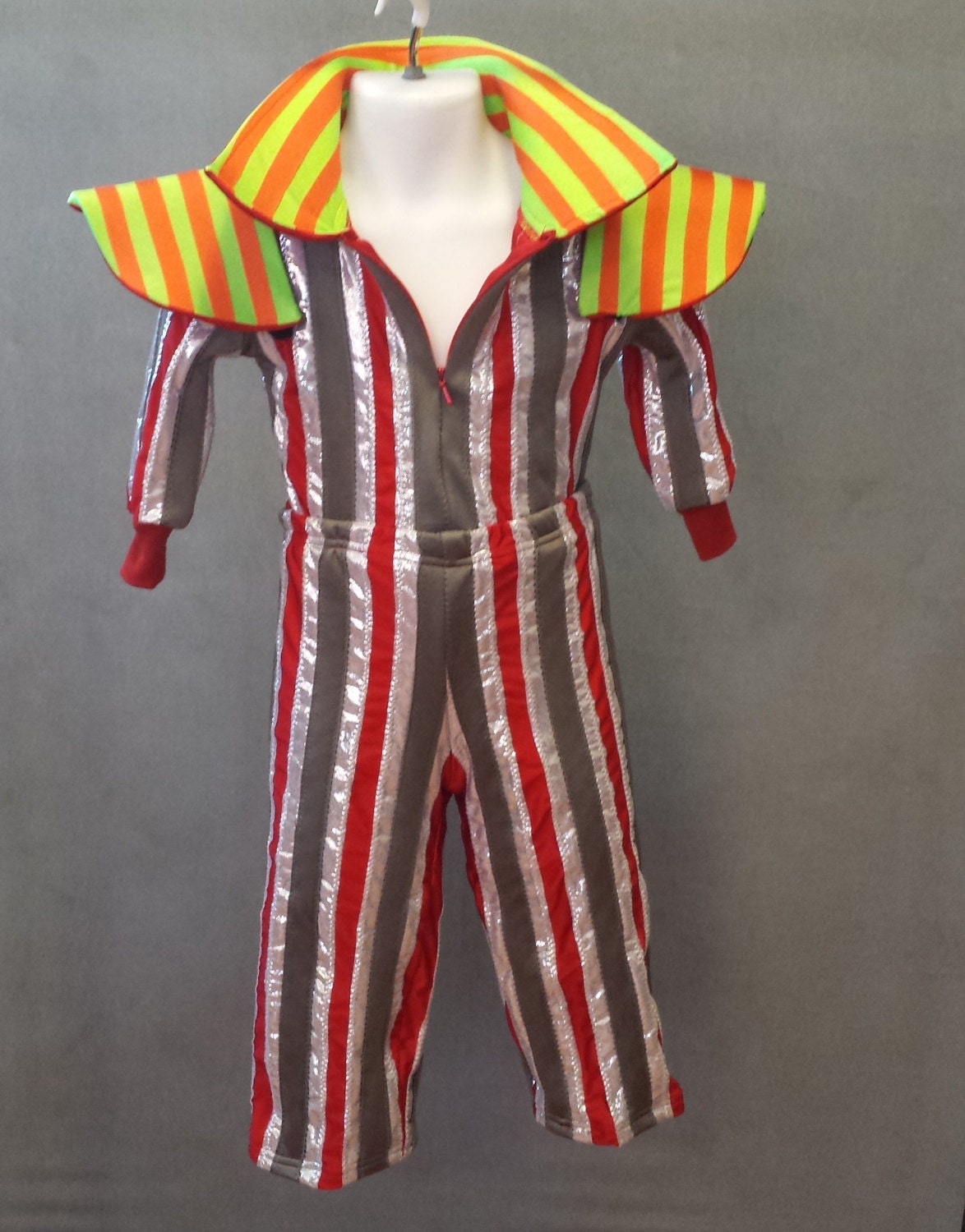 Ziggy Stardust Kleinkinderanzug Handgefertigtes Gestreiftes Lycra-Kostüm von wandacobarcostumes