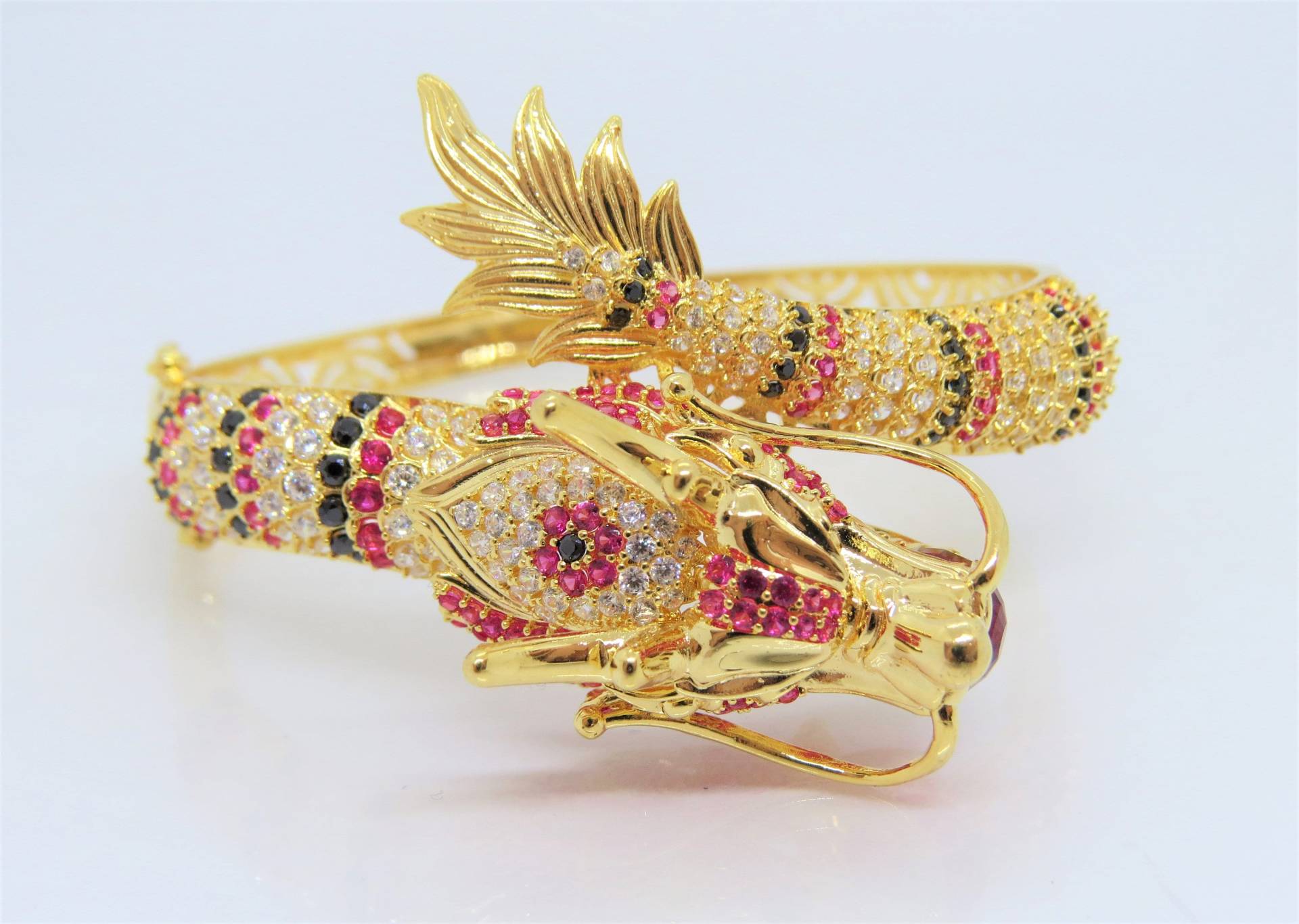 18K Solid Gelbgold Rubin, Schwarzer Saphir & Weißer Topas Dragon Vintage Armreif Armband 54mm 7 "' Lang von wandajewelry2013