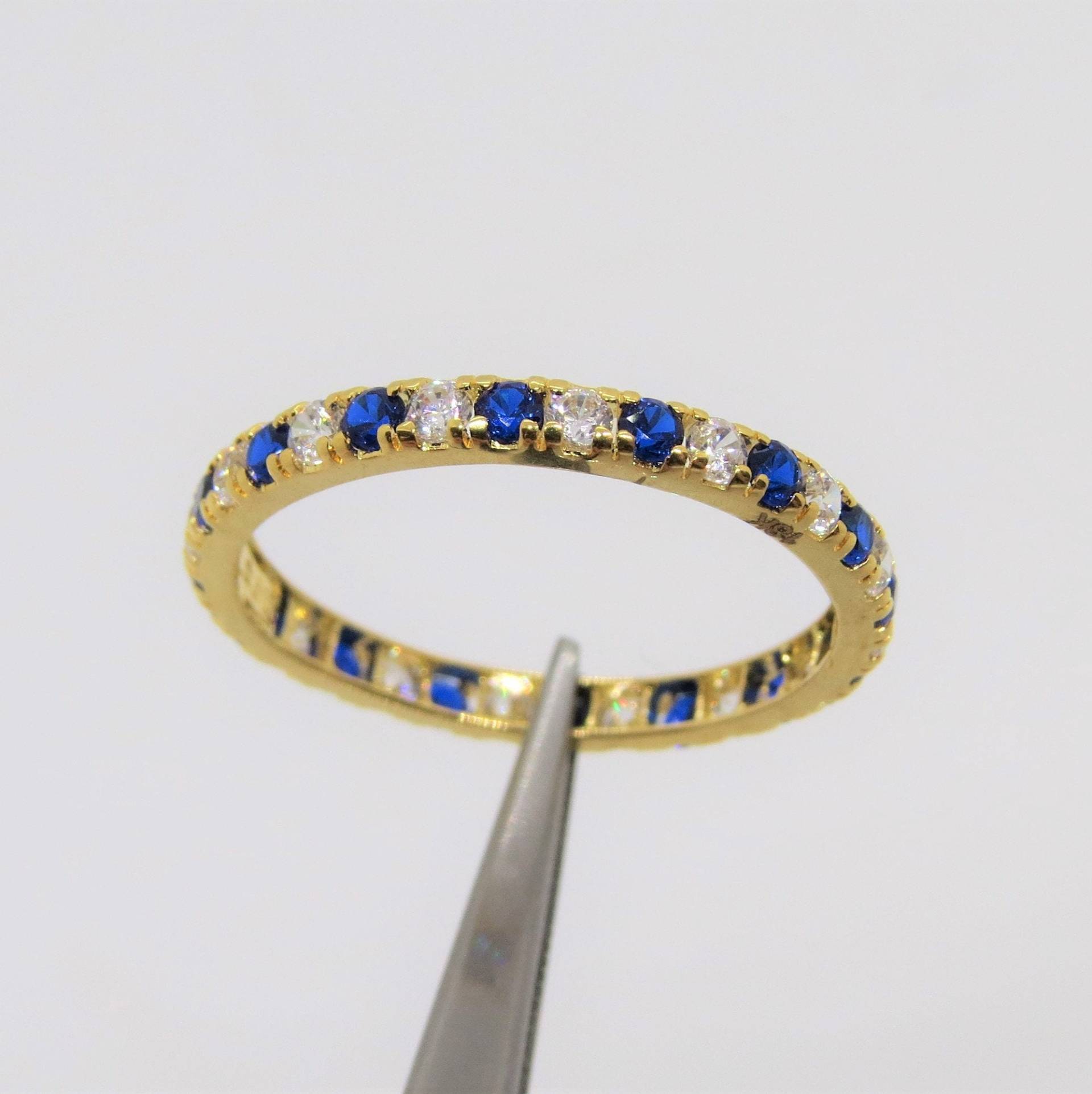 18K Gelbgold Weißer Topas & Blauer Saphir Band Ring Größe 17 von wandajewelry2013