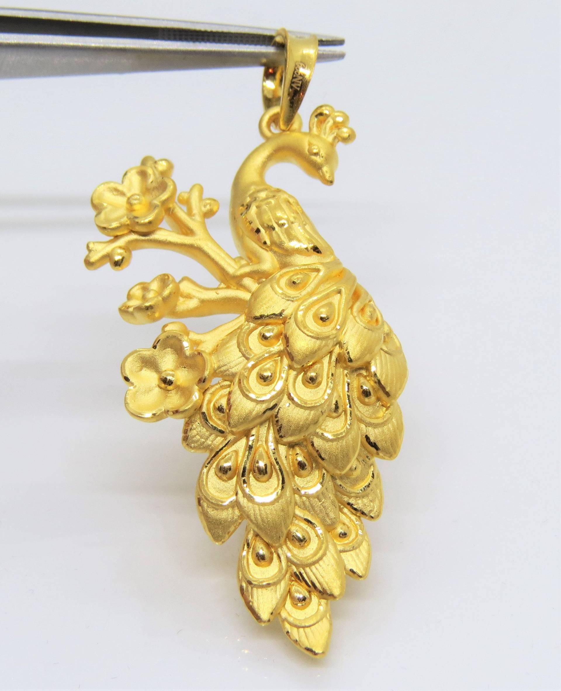 999Er Feines Gold 3D Pfau Vintage Anhänger von wandajewelry2013