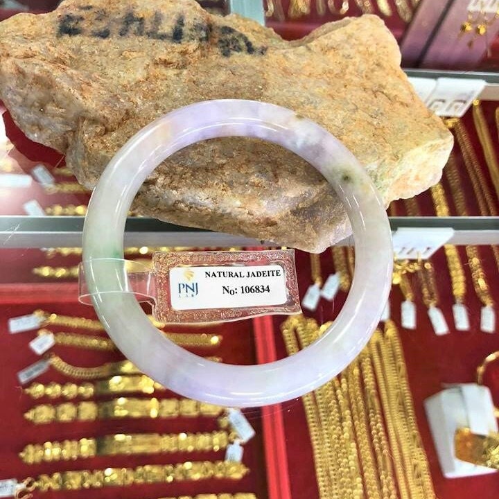 Durchscheinend Natürlicher Grüner Lavendel Jadeit Jade Vintage Armreif Armband 55.9mm von wandajewelry2013