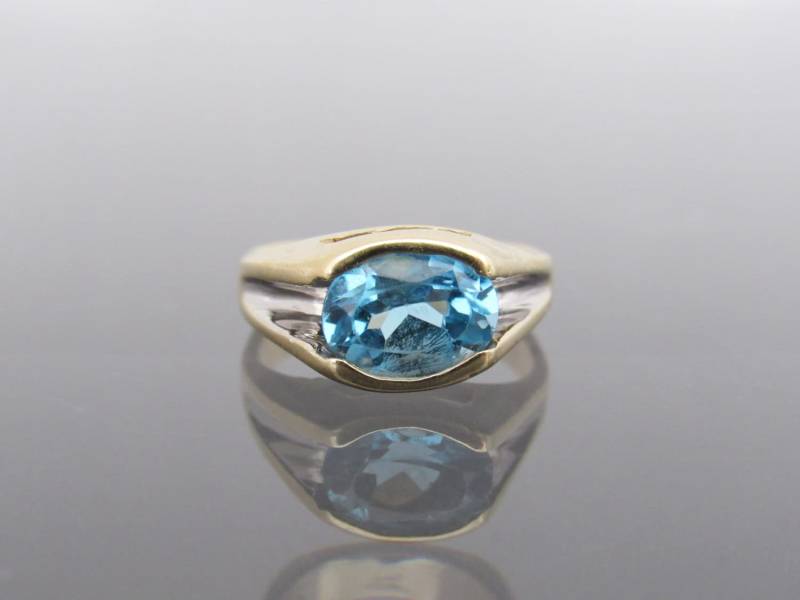 Vintage 14K Gold Schweizer Blautopas Ring - Größe 5, 5 von wandajewelry2013