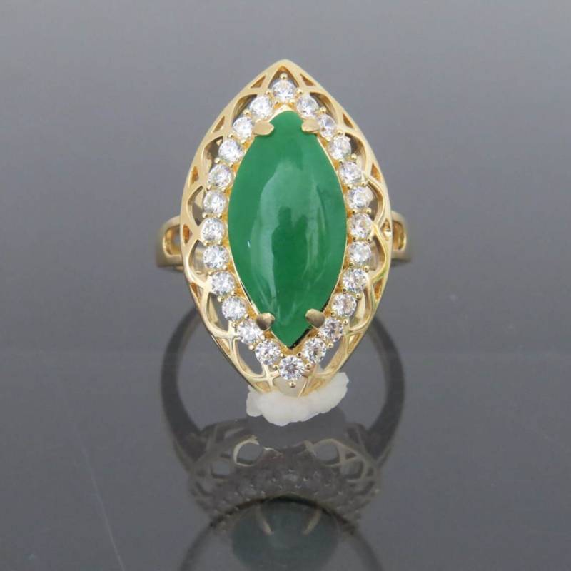 Vintage 18K Goldring Apfelgrüner Jadeit & Weißer Topas - Größe 7, 25 von wandajewelry2013