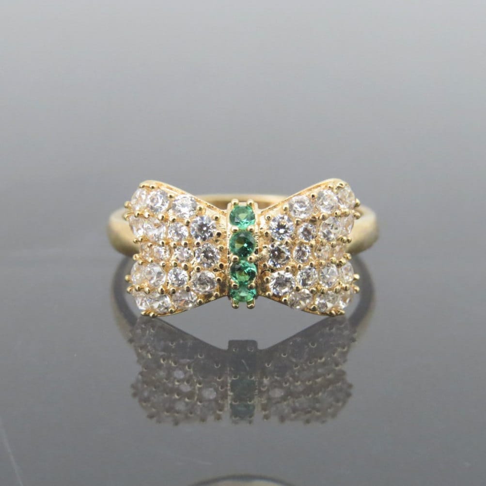 Vintage 18K Solid Gelb Gold Smaragd & Weißer Topas Bogen Ring Größe 5, 75 von wandajewelry2013