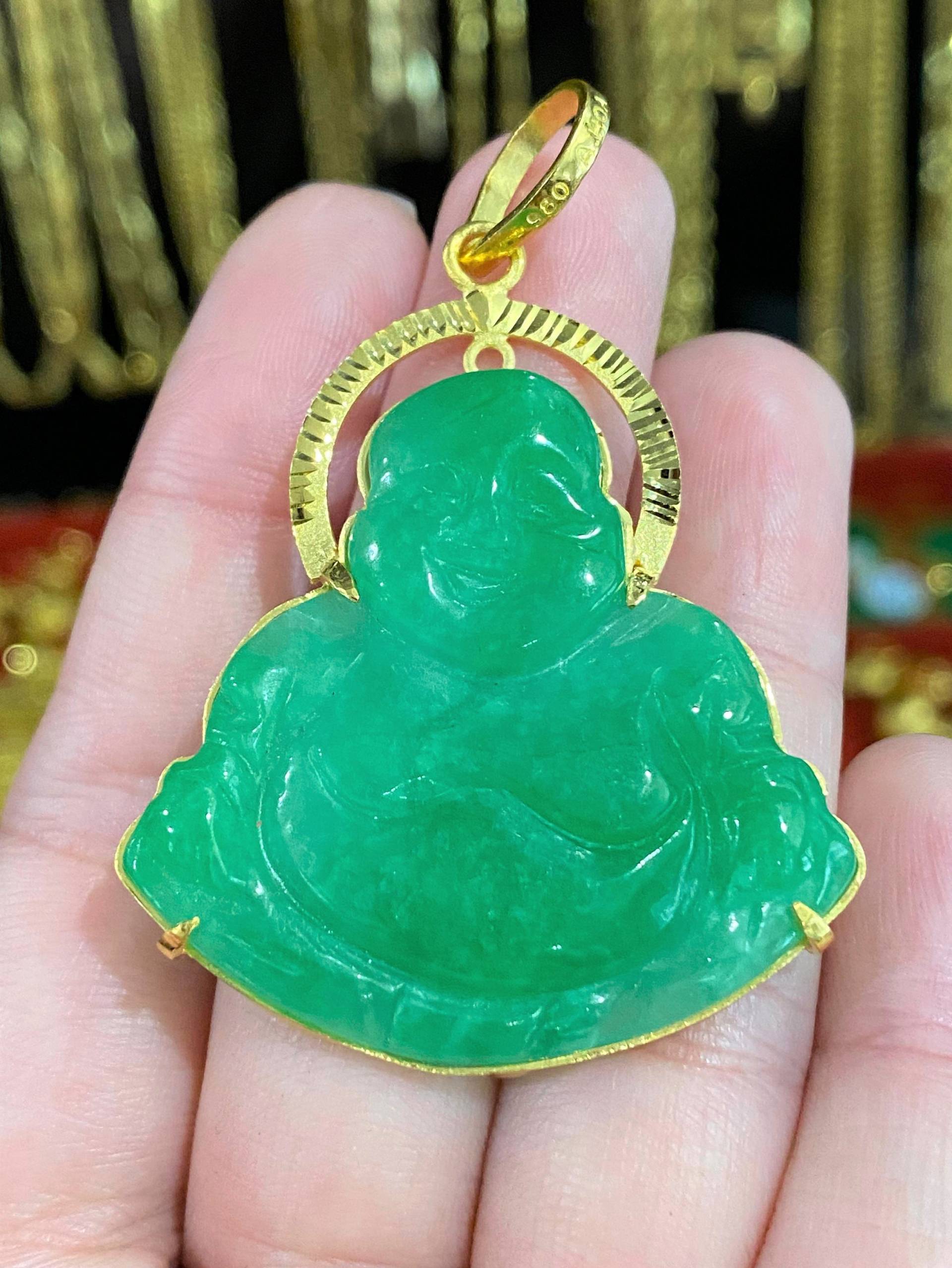 Vintage 24K 980 Massive Gold Grüner Jadeit Jade Lachender Buddha, Happy Buddha Anhänger von wandajewelry2013