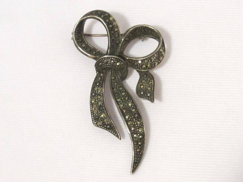 Vintage Ausgeschnitten Schleife Bow Markasit Sterling Silber Pin Brosche von wandajewelry2013