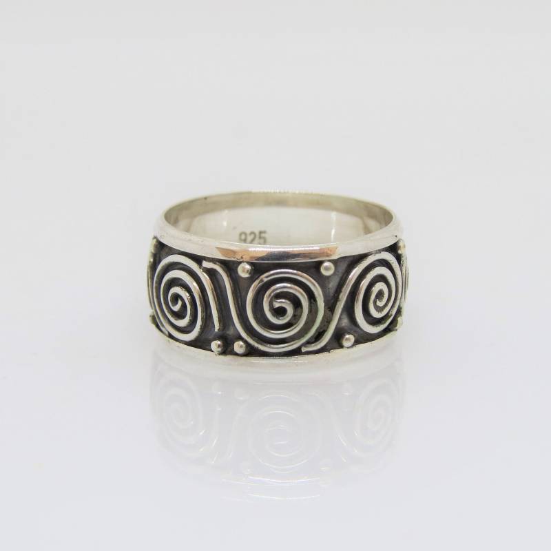 Vintage Bali Bandring Größe 8, Silber Gedreht, 8 von wandajewelry2013