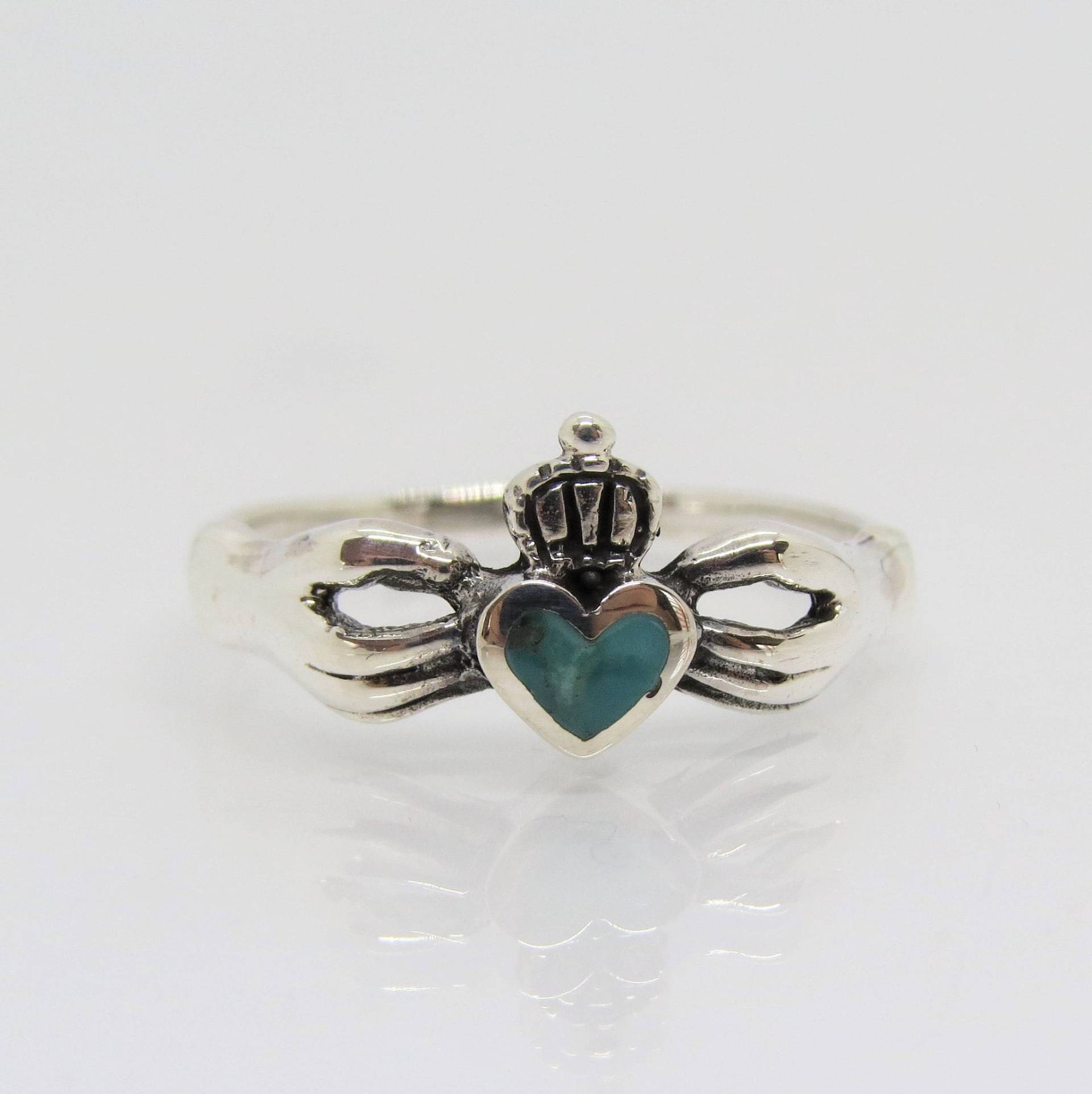 Vintage Claddagh Sterling Silber Türkis Ring von wandajewelry2013