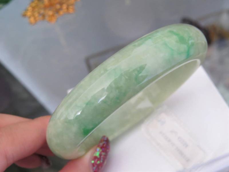 Vintage Durchscheinend Natürliche Blumen Grün Jadeit Jade Armreif Armband 58, 5 Mm von wandajewelry2013