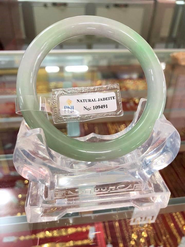 Vintage Durchscheinend Natur Grün, Weiß Jadeit Jade Armreif Armband 58, 8 Mm von wandajewelry2013