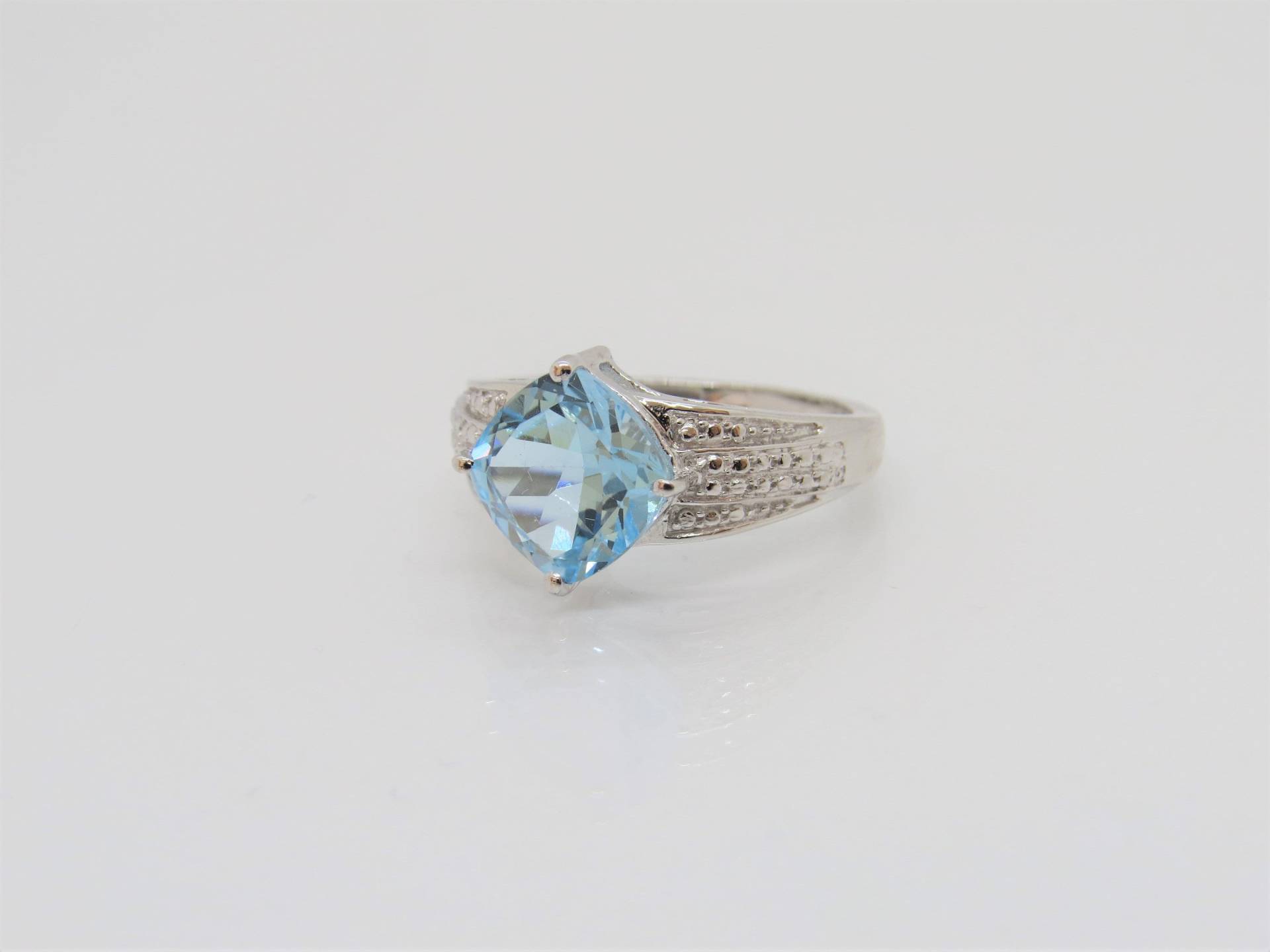 Vintage Sterling Silber 3, 65 Ct Natürliche Aquamarin Ring Größe 8 von wandajewelry2013