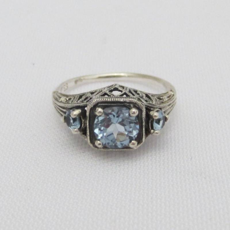 Vintage Sterling Silber Aquamarin Drei Stein Filigrane Ring Größe 7 von wandajewelry2013