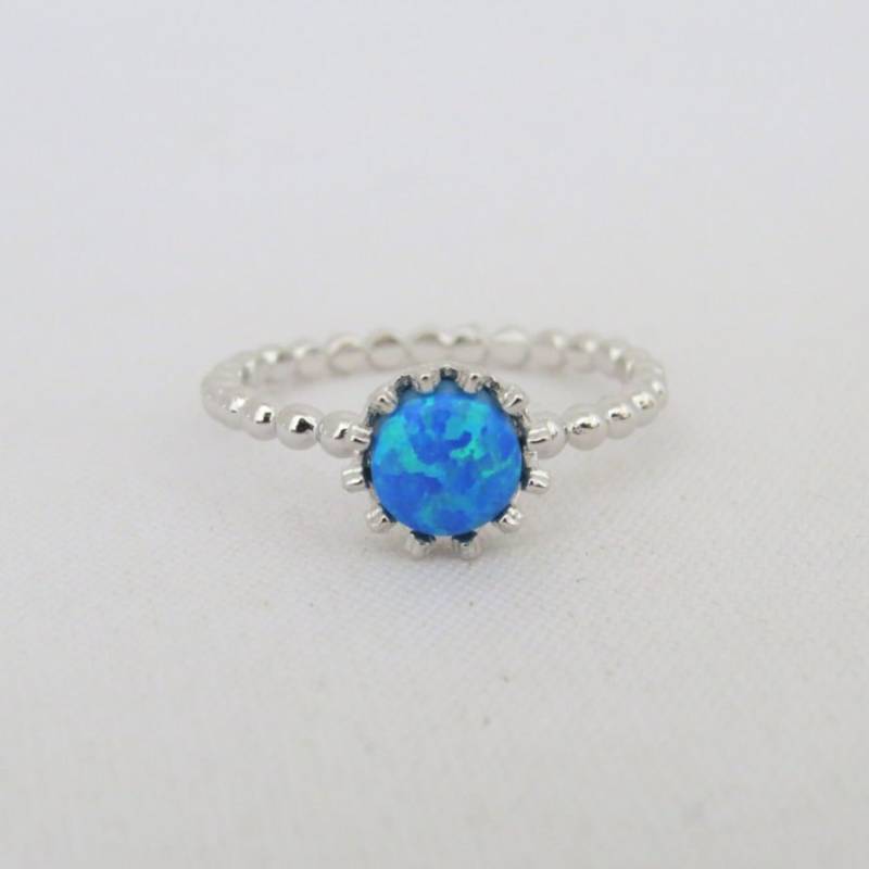 Vintage Sterling Silber Blauer Opal Krönchenring Größe 7 von wandajewelry2013