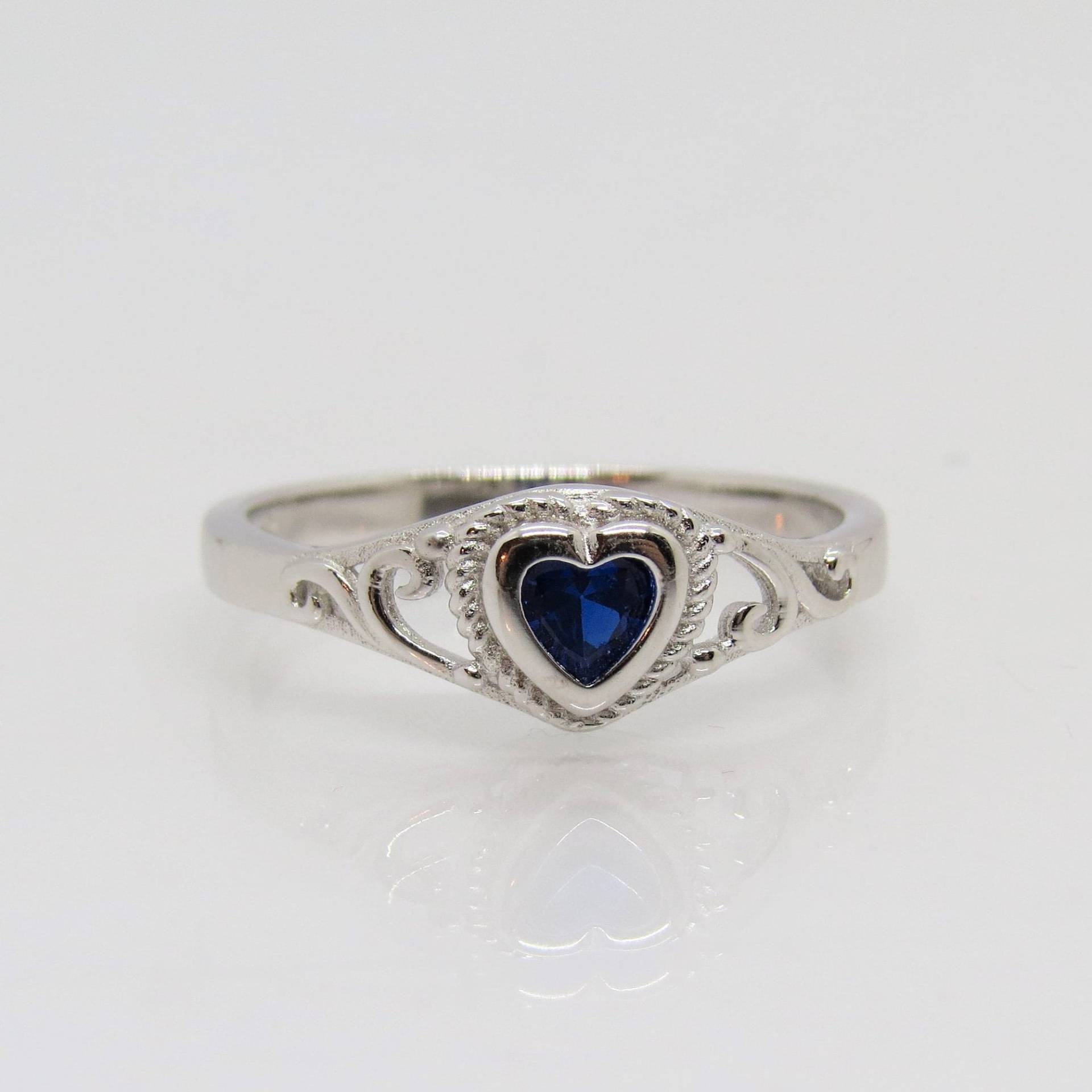 Vintage Sterling Silber Blauer Saphir Herz Filigran Ring Größe 7 von wandajewelry2013